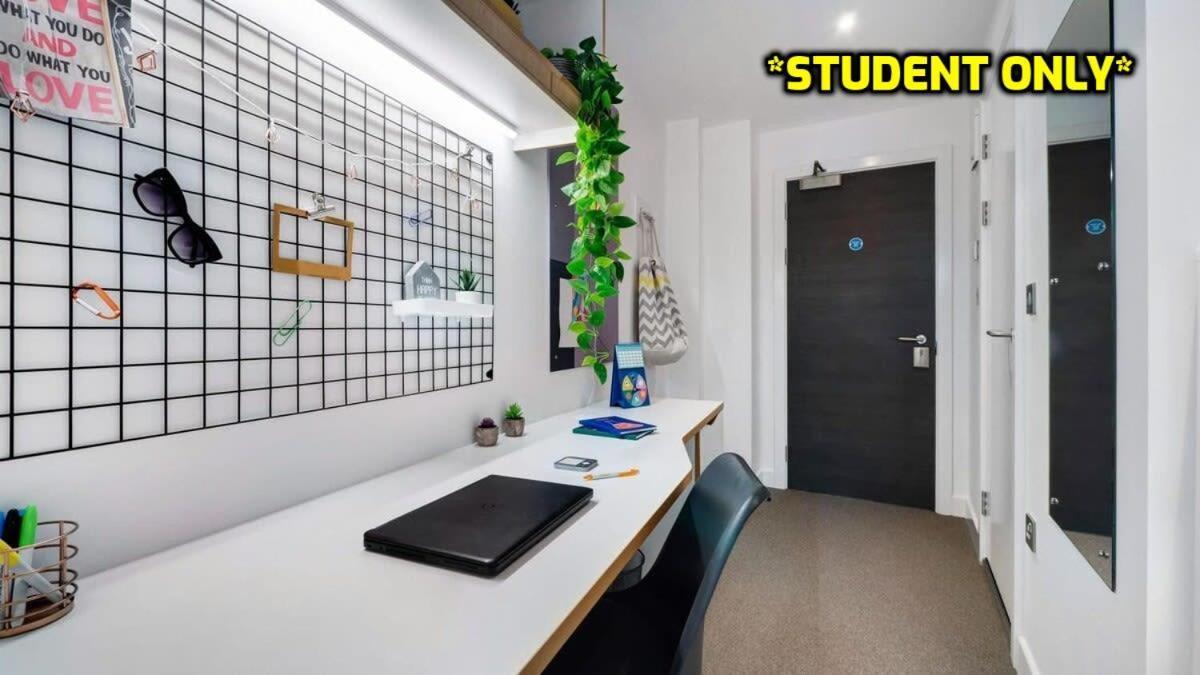 Student Only Zeni Ensuite Rooms, Colchester Zewnętrze zdjęcie