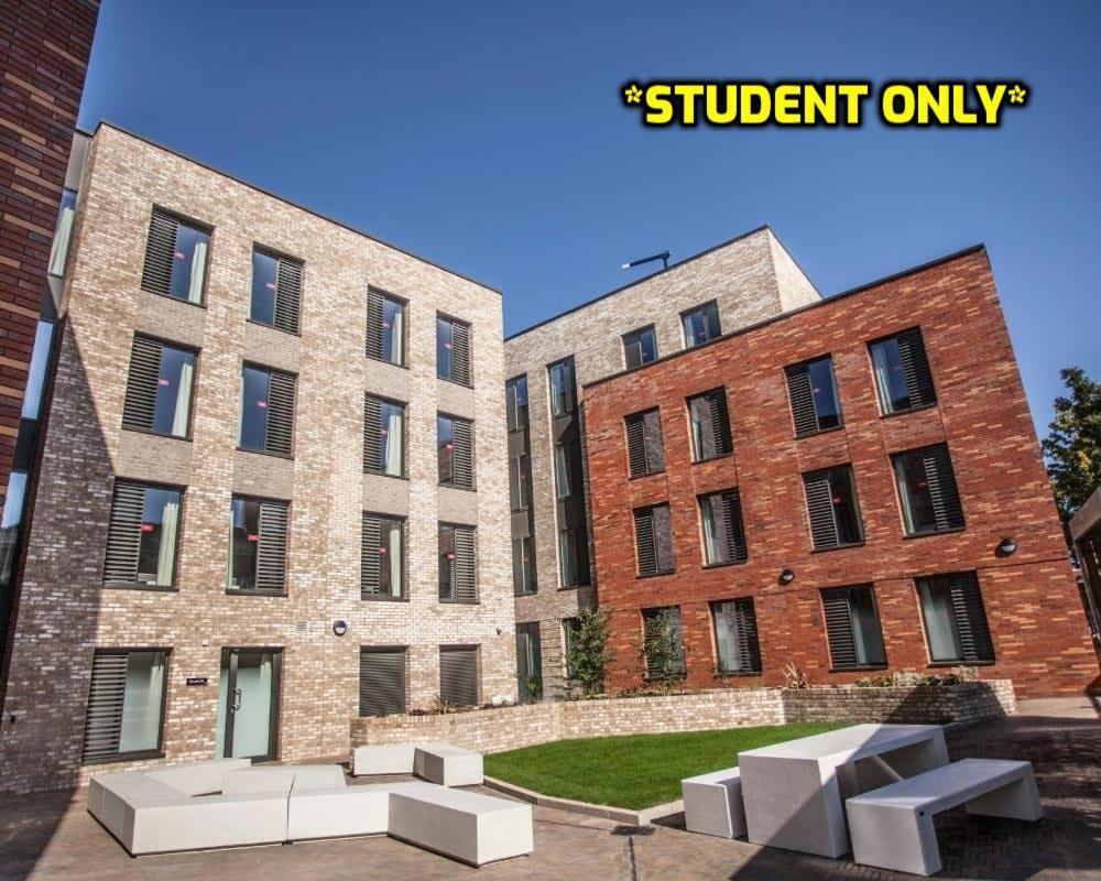 Student Only Zeni Ensuite Rooms, Colchester Zewnętrze zdjęcie